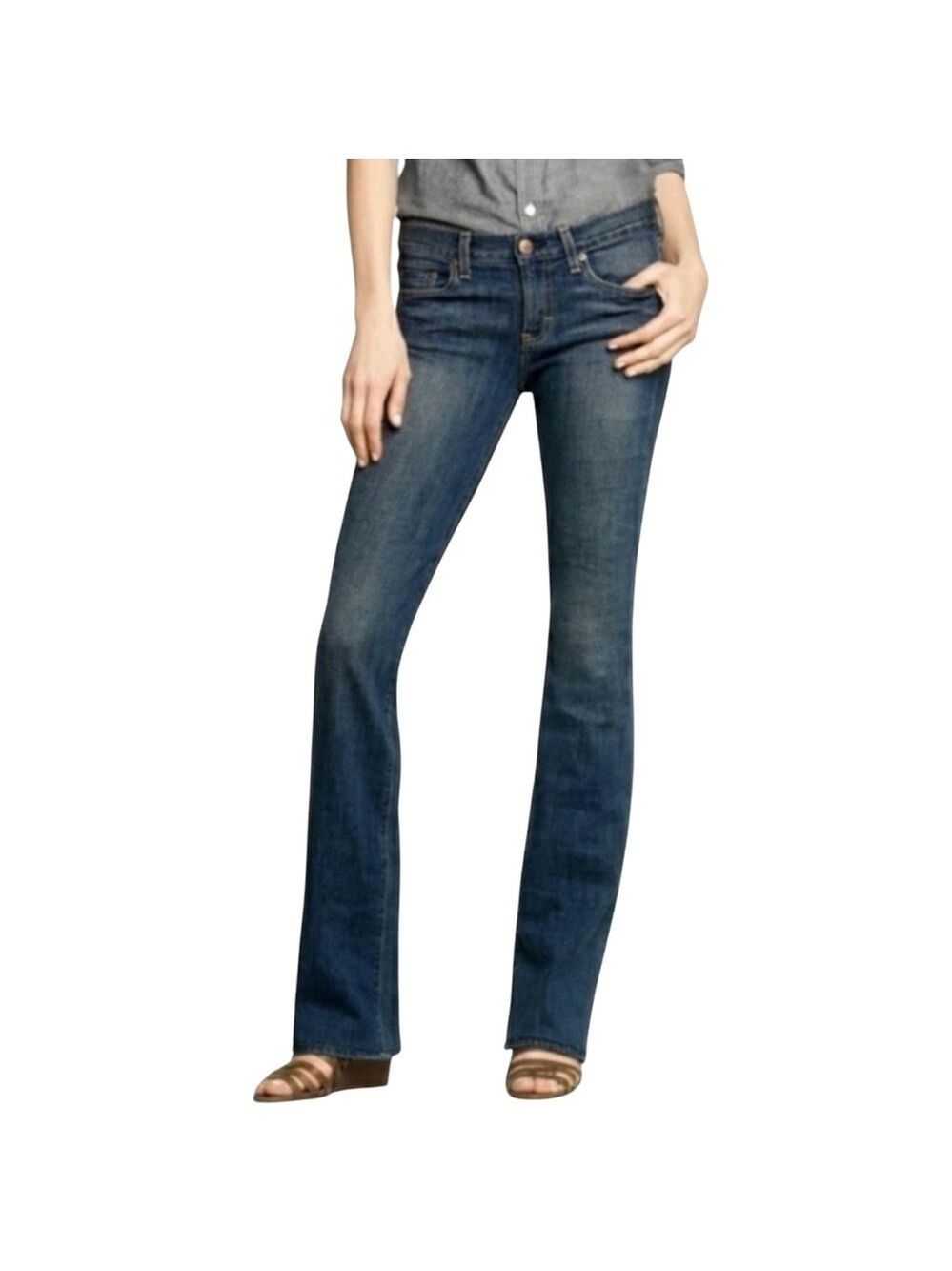 J Crew Women’s Mid Rise Medium Wash Mid Rise Blue Denim Jeans 899